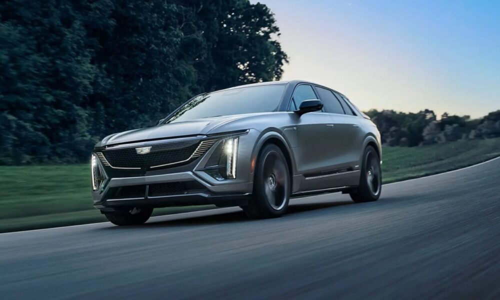 Cadillac Lyriq-V: Stovka pod 4 sekundy! Cadillac Lyriq-V: Stovka pod 4 sekundy!