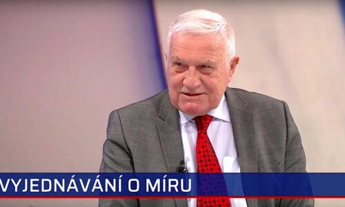 „Chování Evropy je legrační, na jednání s Ruskem měla tři roky. Teď se nesmí vztekat,“ vyhlásil Václav Klaus, ktorý komentoval nielen rokovania USA a Ruska o ďalšom osude Ukrajiny, ale aj o legendárnom prejave amerického JD Vancea v Mníchove