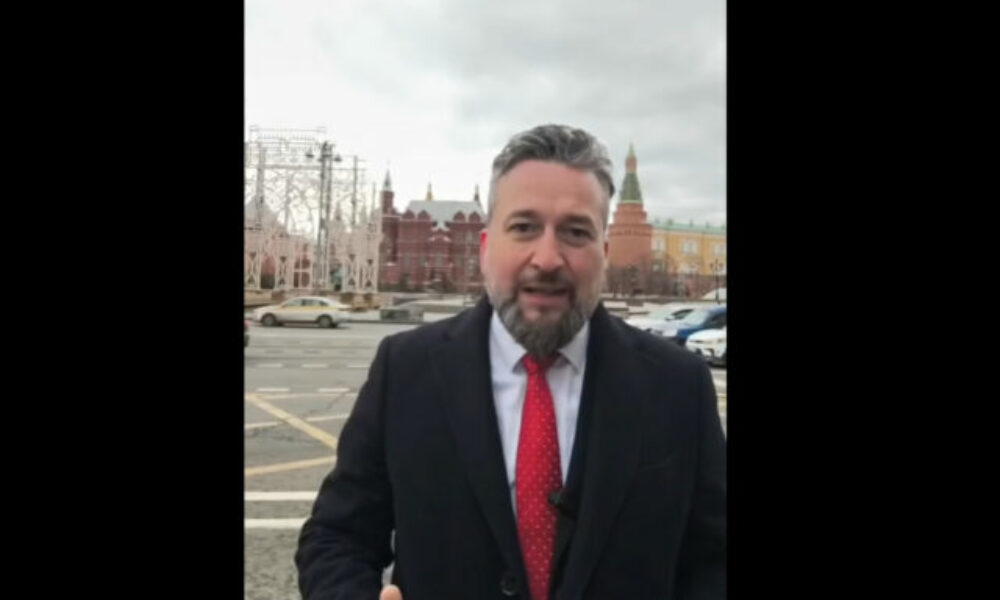 Blaha je opäť na návšteve Ruska. „Stojíme v Kremli, v centre ruskej moci. Tu sa píšu dejiny“, uviedol – VIDEO