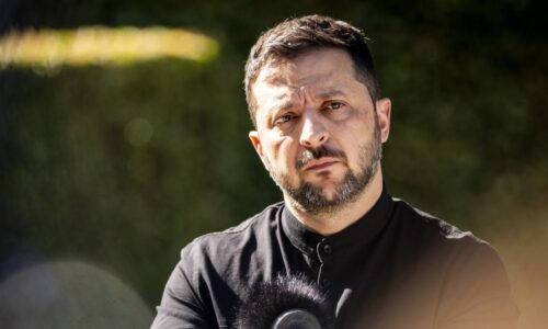 WSJ: USA obnovia dodávky zbraní Ukrajine