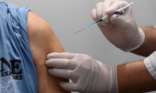 Na Slovensko doviezli nové vakcíny proti COVID-19, očkovať sa začne od pondelka