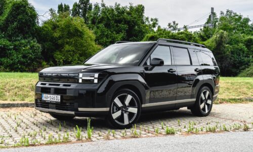 Hyundai postavil auto, ktoré šliape na päty prémiovkam. Je motor jeho najväčšia chyba?