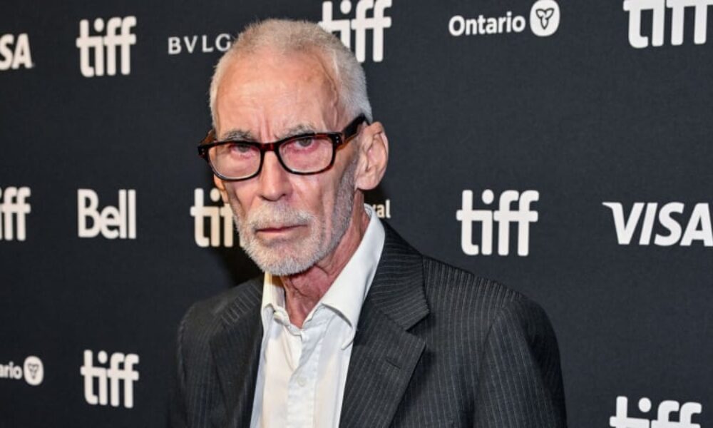 Zemřel světoznámý režisér Tamahori. Proslavila ho bondovka, točil i s Hopkinsem či Freemanem