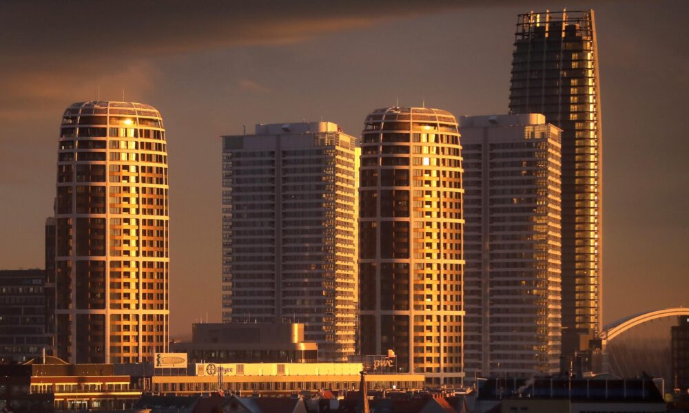 Záujem o byty: Lucron hlási skok o 100 percent, Immocap chystá vlajkovú loď. No rastú i ceny (veľká anketa HN)