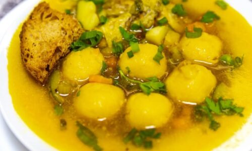 ANKETA: Nejlepším jídlem světa je exotická polévka. Žebříčku kraluje Itálie, Česko pohořelo