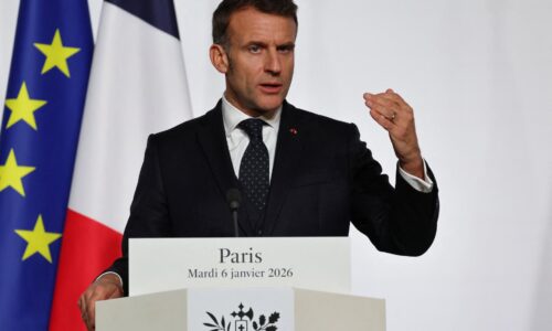 Macron je ochotný po prímerí poslať na Ukrajinu tisíce francúzskych vojakov Macron je ochotný po prímerí poslať na Ukrajinu tisíce francúzskych vojakov