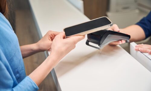 Väčšina Slovákov sa pripravuje na zhoršenie finančnej situácie, najviac spomínajú ceny potravín Väčšina Slovákov sa pripravuje na zhoršenie finančnej situácie, najviac spomínajú ceny potravín