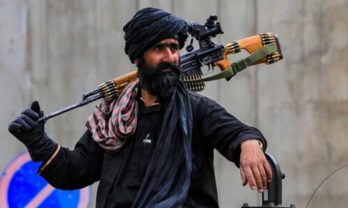 Zpátky do středověku. Tálibán v Afghánistánu ve velkém obnovil veřejné popravy a bičování