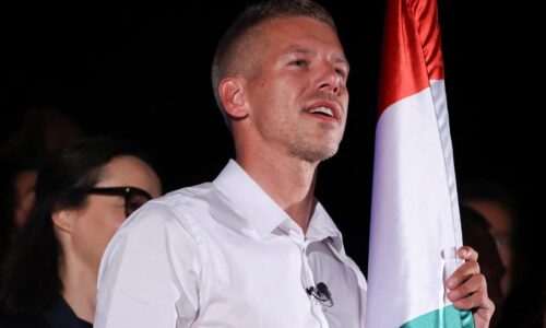 Magyar žiada Fica, aby stiahol novelu zákona týkajúcu sa Benešových dekrétov