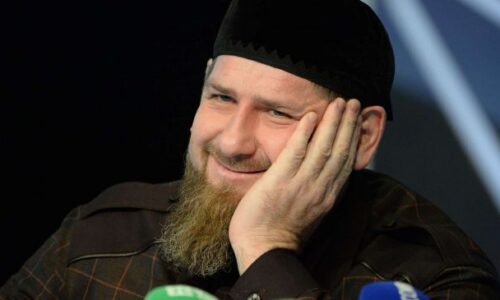 Zelenskij vyzval USA na spustenie vojenskej operácie proti Ramzanovi Kadyrovovi