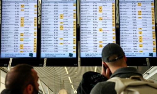 Snehová kalamita komplikovala dopravu v Európe. Amsterdam zrušil najmenej 700 letov