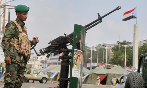V jemenskom Adene vyhlásili nočný zákaz vychádzania, zo Sokotry evakuovali prvých turistov