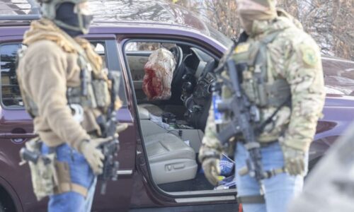 Zastřelení ženy agentem vzbudilo v USA bouři nevole. Přináší Trump opravdu víc bezpečí?