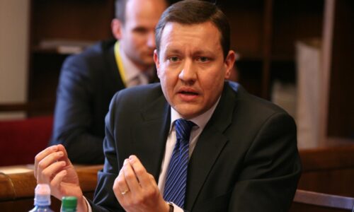 Vallove extrémne pokuty v Bratislave siahajú k Lipšicovi. Ten pre HN posiela politikom po 14 rokoch nový odkaz