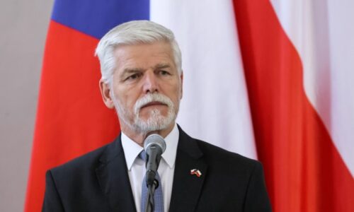 Turek nemá respekt k právnímu řádu. Nejde o mladickou nerozvážnost, napsal Pavel Babišovi