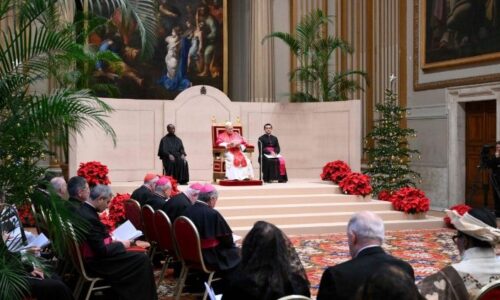 Pápež diplomatickému zboru: Mier je možný, aj keď je náročný