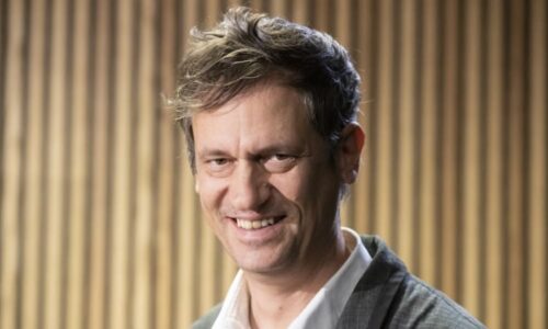 Hrozí protesty jako po Floydovi. Zastřelení ženy agentem je skandál, říká amerikanista