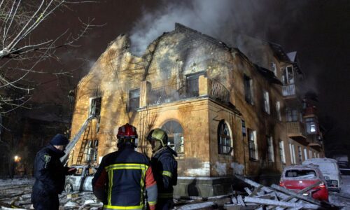 Polovica bytových domov v Kyjeve je bez tepla. Kličko odporučil ľuďom, aby odišli z mesta