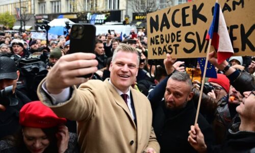 EXKLUZIVNĚ: Turek by měl opustit politiku, myslí si třetina Čechů. Voliči ANO jsou rozpolcení