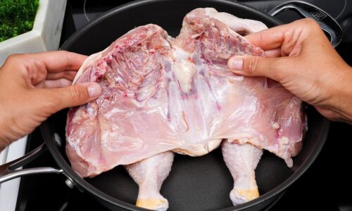 Rezept für ein ganzes Hähnchen in einer Pfanne! KEIN OFEN! Sehr einfaches und leckeres Rezept!