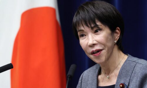 Japonská premiérka zvažuje predčasné voľby v najbližších týždňoch, chce využiť vysokú podporu