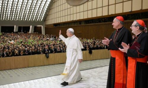 Pápež dobrovoľníkom: Vďaka vám mnohí znovu našli nádej a mohli pokračovať na ceste života