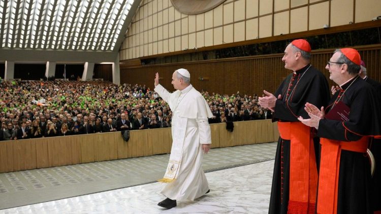 Pápež dobrovoľníkom: Vďaka vám mnohí znovu našli nádej a mohli pokračovať na ceste života