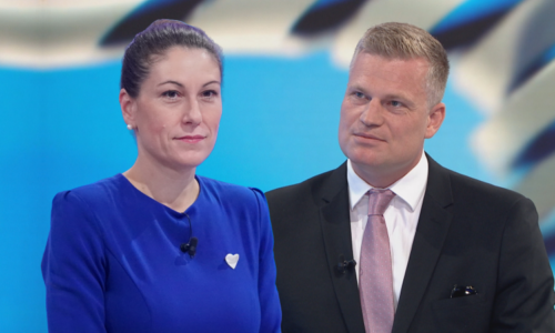 Decroix ostře k Turkovi: Nebuď baba a postav se za své náckovské vzory. Žaluj i zavražděné Židy