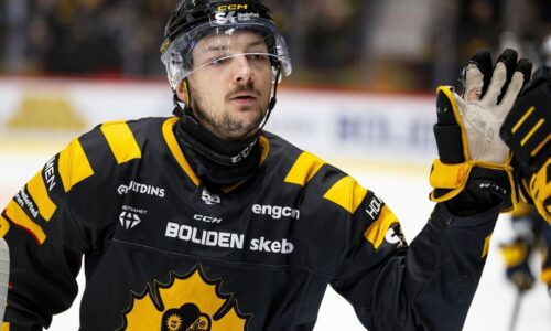 VIDEO: Dvaja slovenskí hokejisti ukazujú pred olympiádou skvelú formu. Blysli sa cennými gólmi