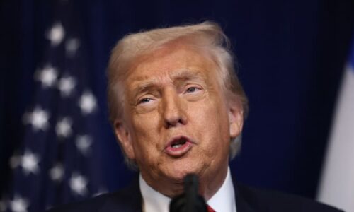 Trump vyhrožuje Íránu. Mělo dojít k plánování útoku, do Teheránu poslal poslední varování