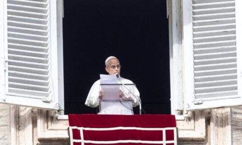 Anjel Pána: Krst je svetlom v temných hodinách života