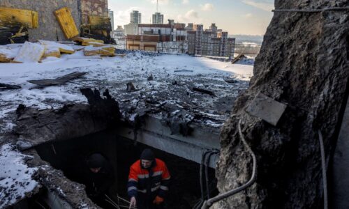 Rusi hlásia dobytie obce na Donbase. Cielený teror, myslí si o útokoch Zelenskyj