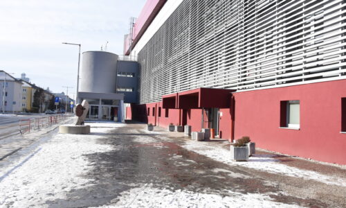 Pred svetovým šampionátom do 18 rokov zrevitalizujeme okolie zimného štadióna