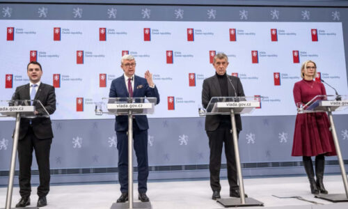 Důkaz amatérismu a znak slabého premiéra. Opozice tepe vládu za post zmocněnce pro Turka