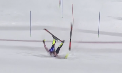 VIDEO Bolestivé zakončenie prestížneho slalomu. Majsterka sveta nečakane spadla