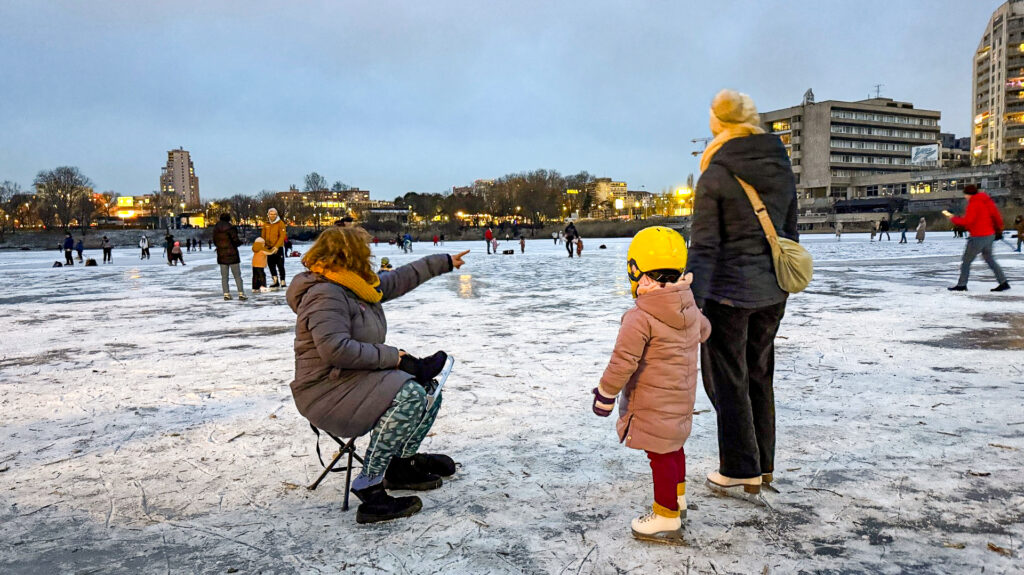Korčuľovanie na Štrkovci – návrat zimnej nostalgie
