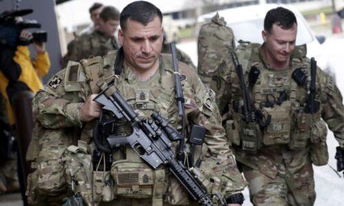 Schyluje se k akci? USA stahují vojáky z klíčových základen na Blízkém východě, napětí roste