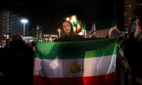 Mimořádně napjatá situace v Íránu: Na popud USA se sejde Rada bezpečnosti OSN