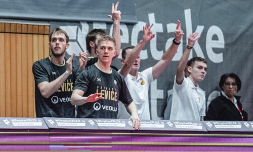 Tlieskali im aj fanúšikovia súpera. Levice ukončili historickú jazdu, tréner ocenil podporu