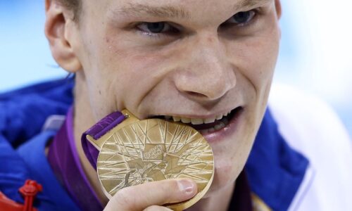 Olympijského víťaza čaká súd, obvinený je zo zneužitia dcéry svojho bývalého trénera