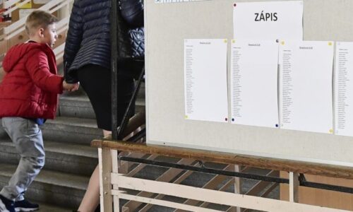 PŘEHLEDNĚ: Změny u zápisu do škol i školek, termíny se blíží. Odklady jsou nově přísnější