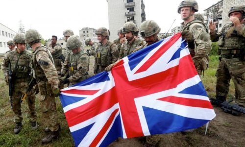 Londýn zvyšuje vekovú hranicu pre vojakov v zálohe. Povolávací rozkaz môžu dostať aj 65-roční veteráni