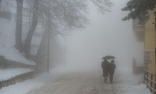 Deštníky s sebou: Čeká nás mlhavý závěr týdne s mrholením. RADAR ukazuje, jak bude u vás