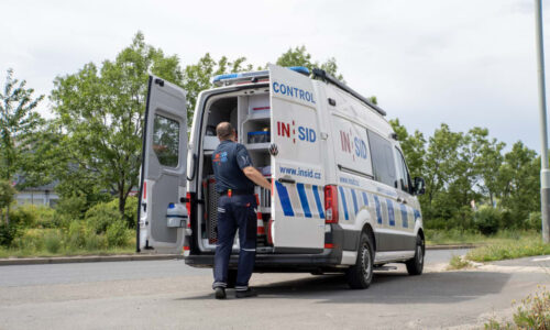 Česko bojuje s přetíženými kamiony. Inspektoři rozdali za půl roku pokuty za 26 milionů