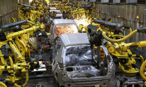 Varovné signály z objednávok našich áut silnejú. A bude ešte horšie, sme na chvoste kľúčového rebríčka