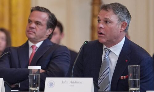 Nič osobné, len biznis. Prvá ropa z Venezuely bola dodaná Trumpovmu sponzorovi