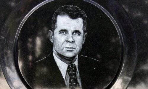 Bývalý kriminalista: Policisté znají jméno Mrázkova vraha. Na vyřešení případu není zájem