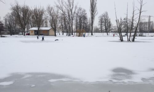 SHMÚ varuje pred nízkymi teplotami: Vo viacerých okresoch môže byť v noci od mínus 15 do mínus 18 stupňov