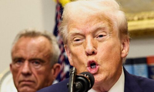 „Je načase hľadať nové vedenie“. Trump sa vyslovil za zmenu režimu v Iráne