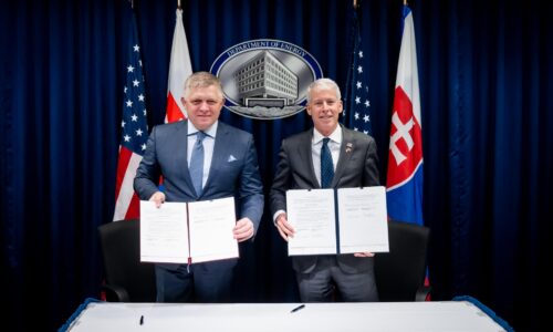 Nový slovenský jadrový blok nie je o Ficovej fotke s Trumpom, ale o zdravom rozume